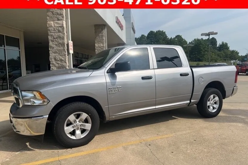 2022 Ram 1500 Classic SLT photo 1