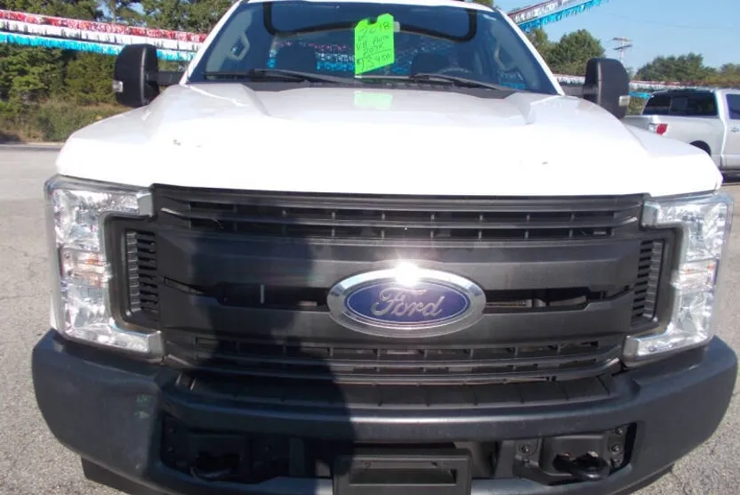 2018 Ford F-250 XL photo 1
