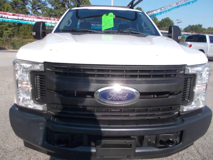 2018 Ford F-250 XL photo 1