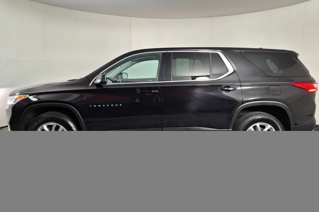 2024 Chevrolet Traverse RS photo 1