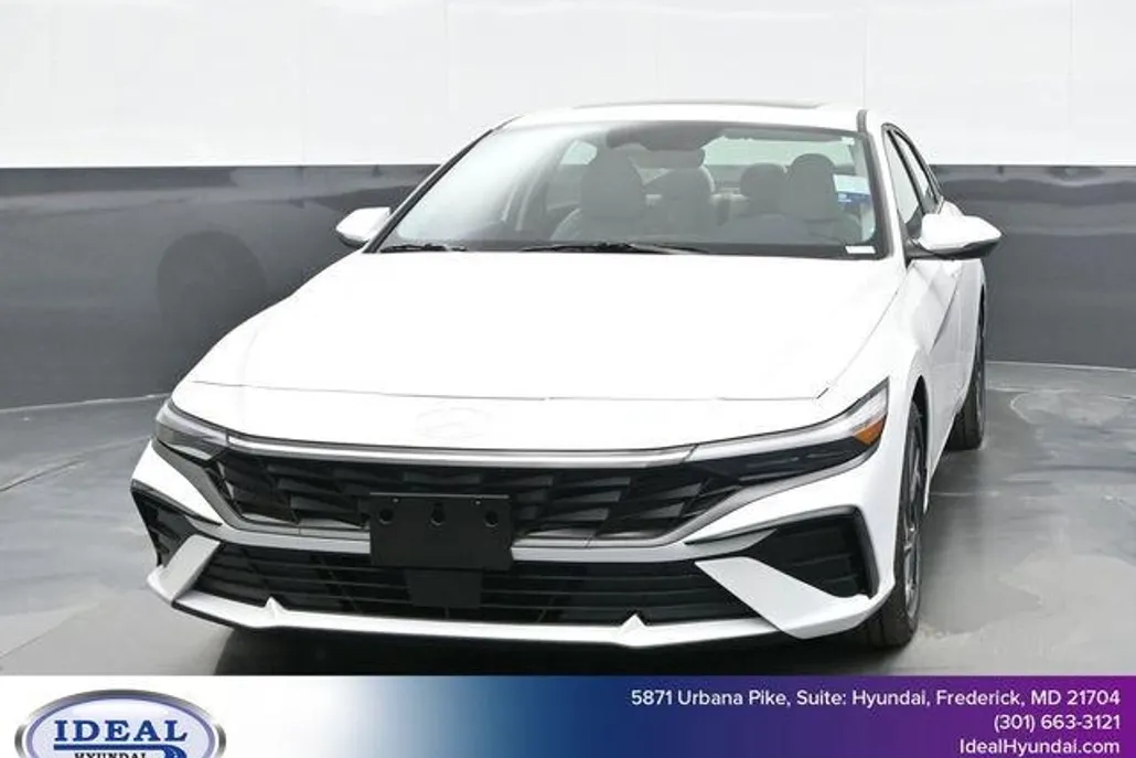 2025 Hyundai Elantra Hybrid Limited photo 1