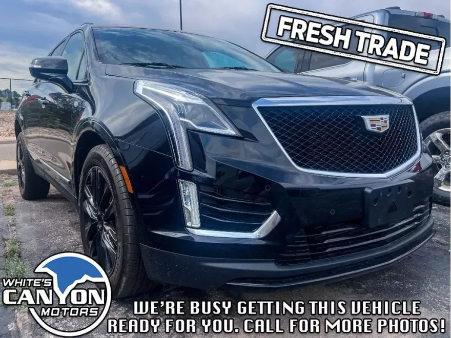 2021 Cadillac XT5 Sport photo 1