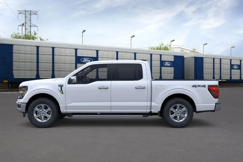 2025 Ford F-150 XLT photo 1