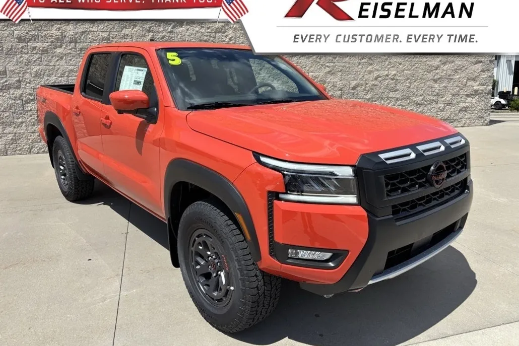 2025 Nissan Frontier PRO-4X photo 1
