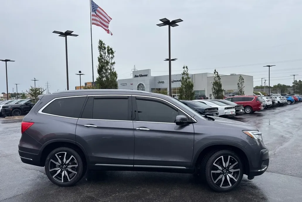2019 Honda Pilot Elite photo 1