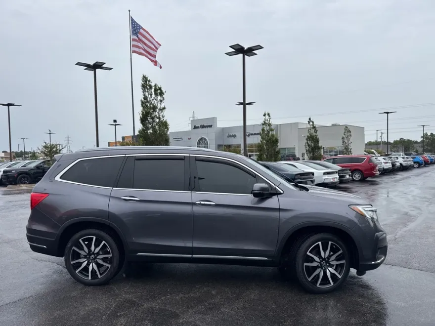 2019 Honda Pilot Elite photo 1