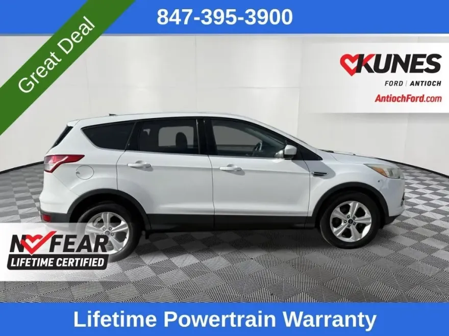 2016 Ford Escape SE Sport photo 1