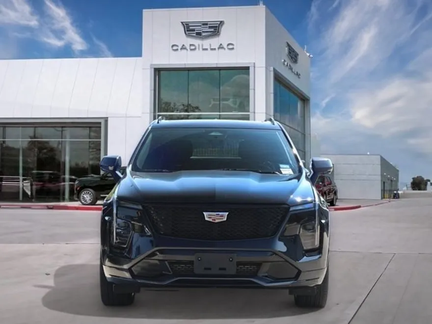 2024 Cadillac XT4 Sport photo 1