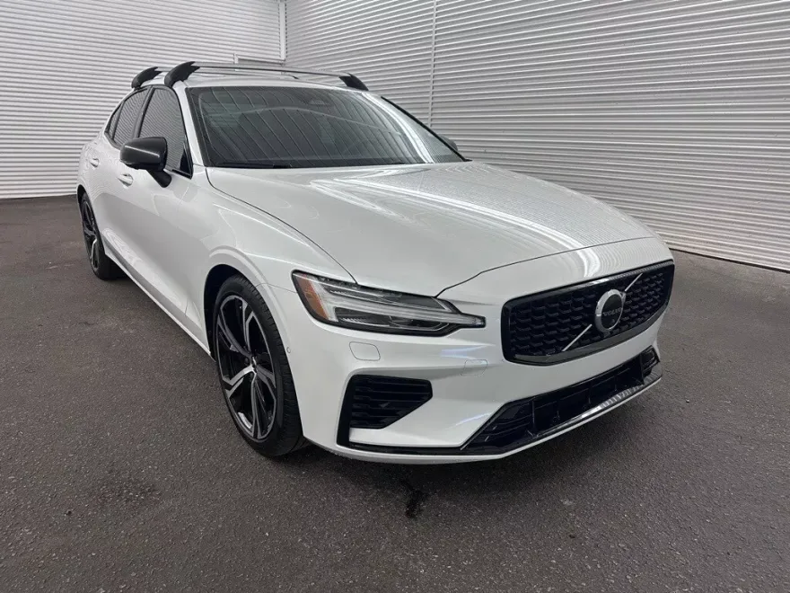 2023 Volvo S60 Recharge Plus photo 1