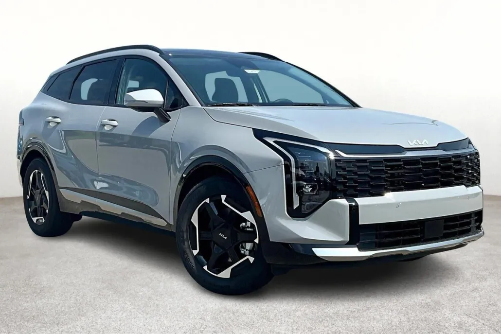 2026 Kia Sportage SX photo 1