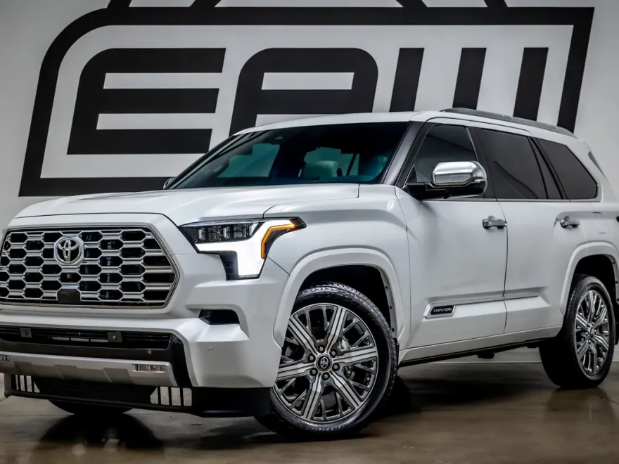2025 Toyota Sequoia Capstone photo 1
