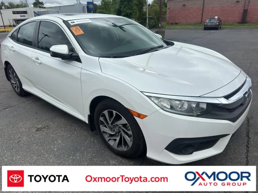 2018 Honda Civic EX photo 1