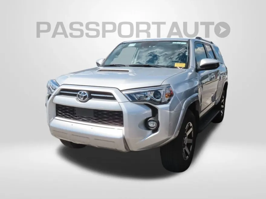 2024 Toyota 4Runner TRD Off-Road photo 1