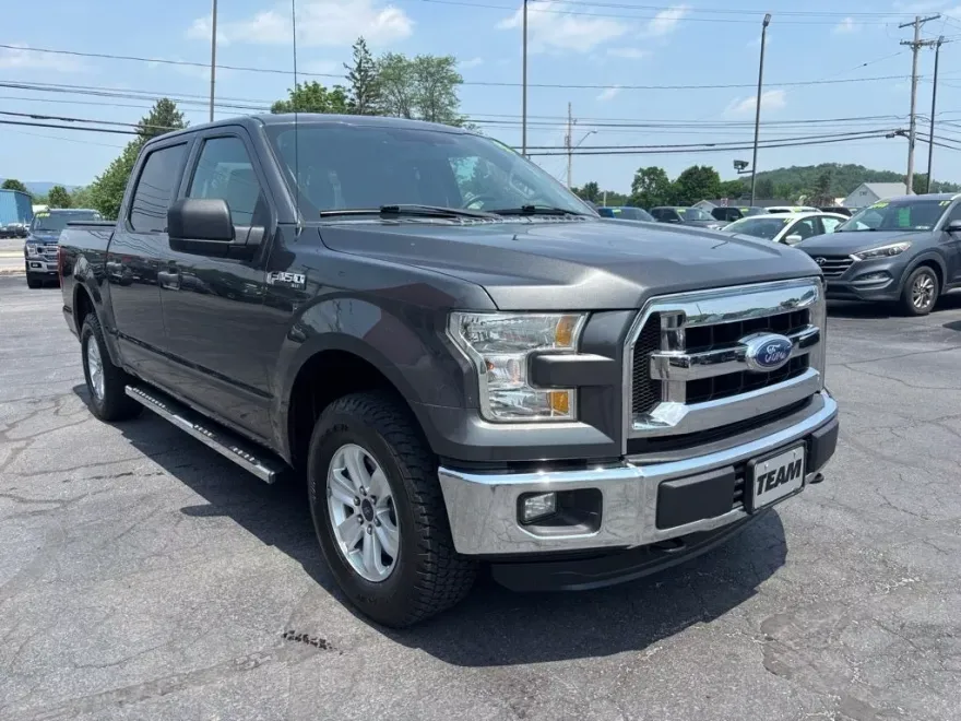 2015 Ford F-150 XLT photo 1