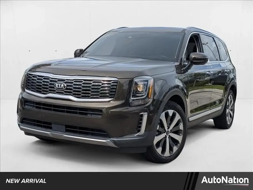 2021 Kia Telluride S photo 1