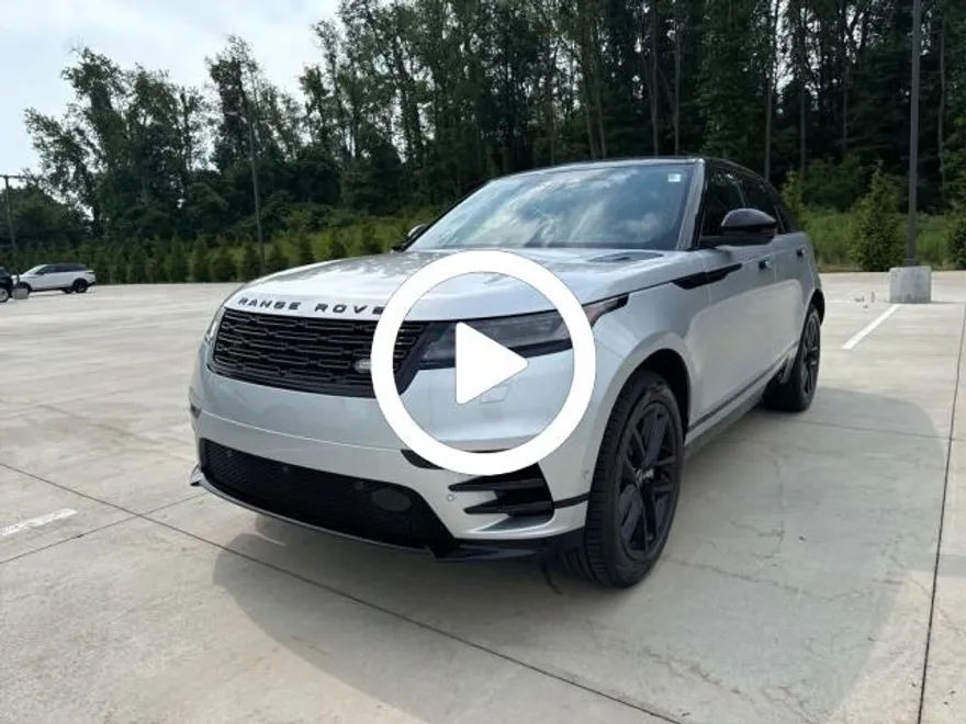 2025 Land Rover Range Rover Velar SE photo 1