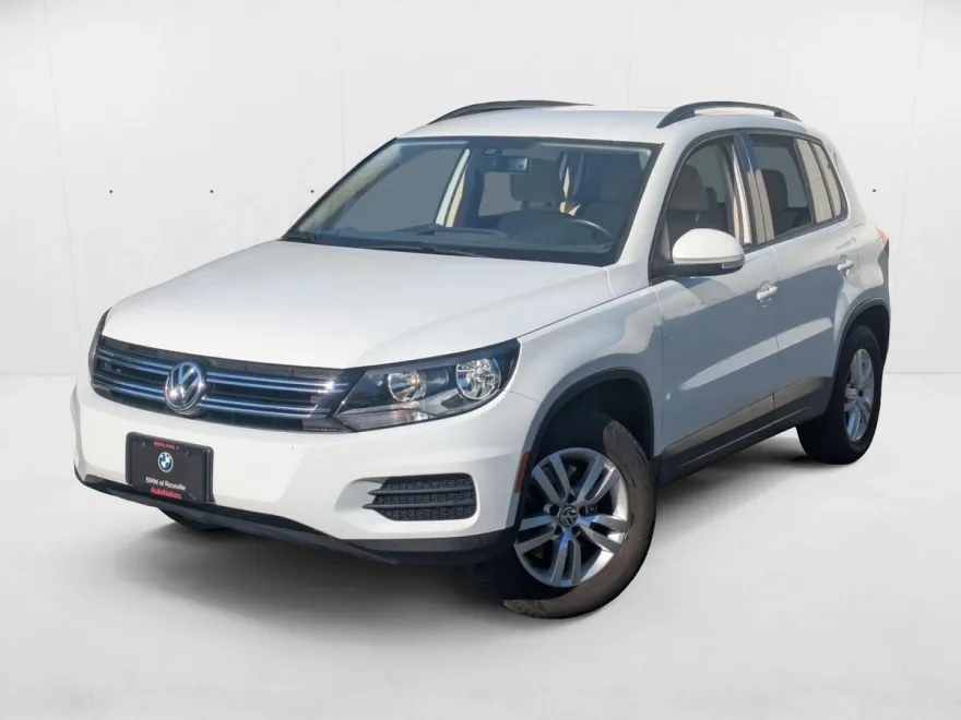 2016 Volkswagen Tiguan S photo 1