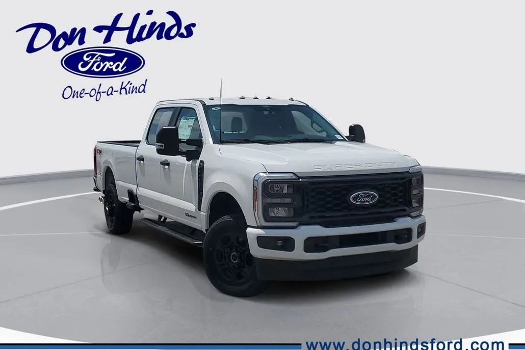2025 Ford F-250 XL photo 1