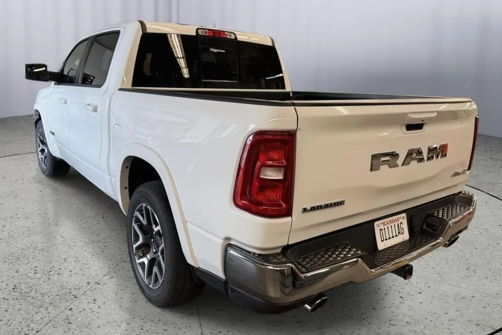 2025 Ram 1500 Laramie photo 1