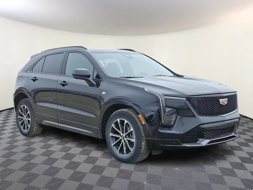 2025 Cadillac XT4 Sport photo 1