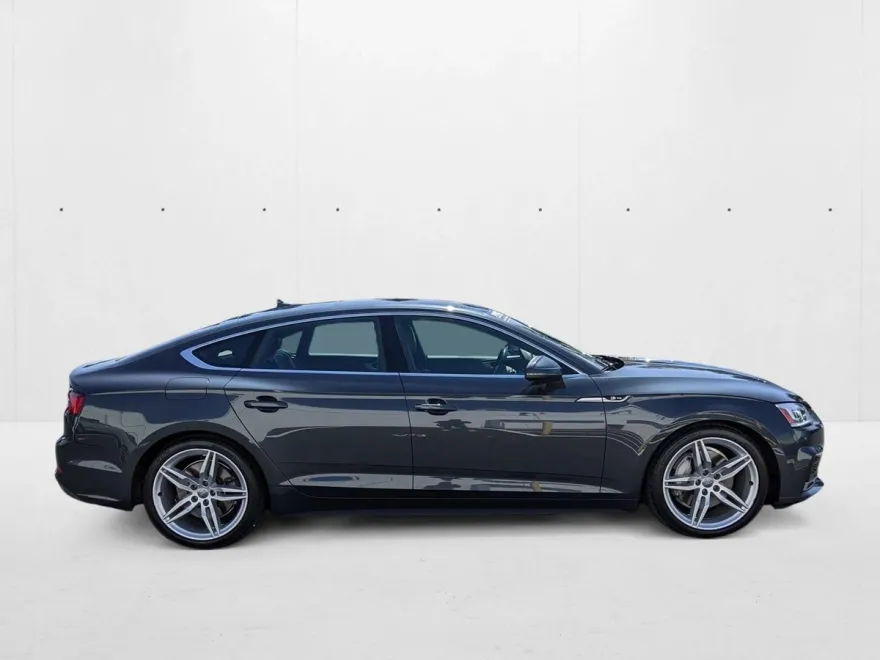 2018 Audi A5 2.0T Premium photo 1