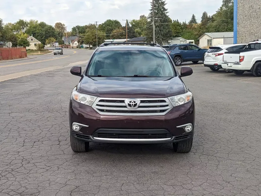 2011 Toyota Highlander Base photo 1