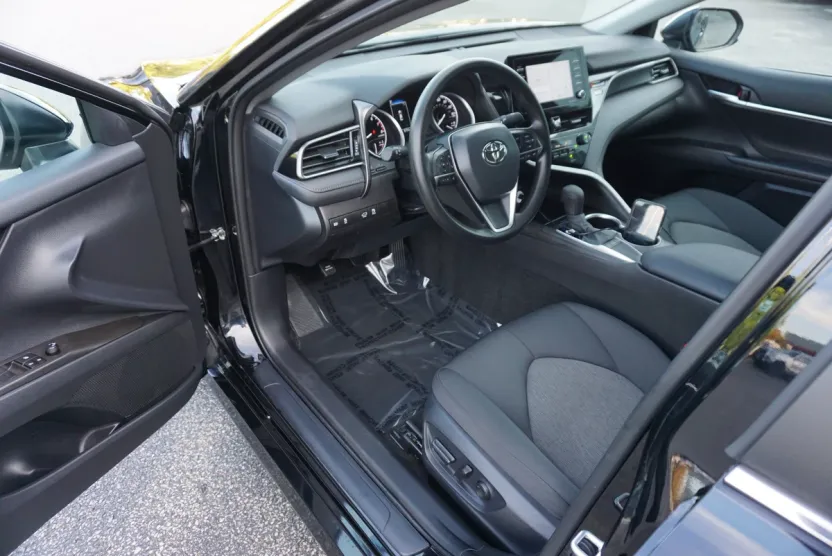 2024 Toyota Camry LE photo 1