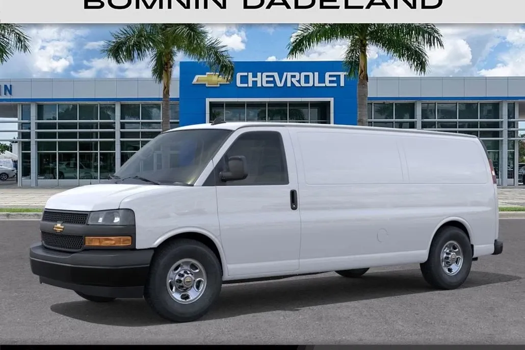 2025 Chevrolet Express Cargo 2500 photo 1