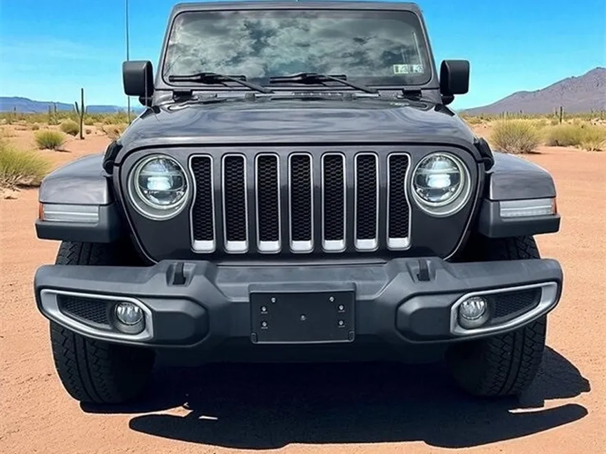 2019 Jeep Wrangler Unlimited Sahara photo 1