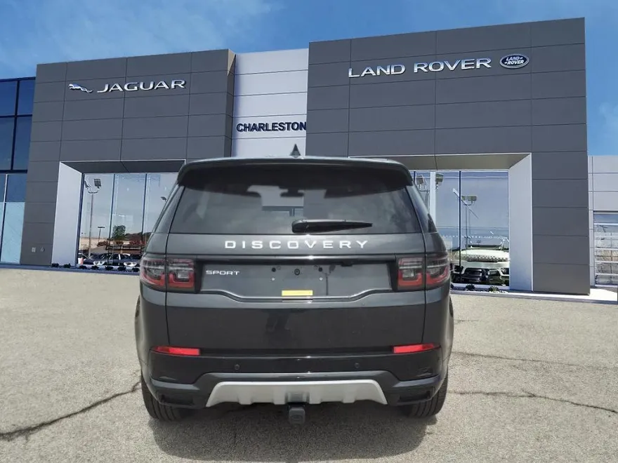 2025 Land Rover Discovery Sport S photo 1