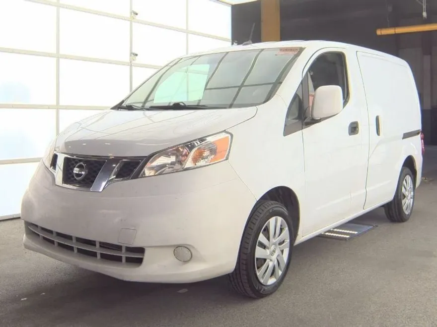 2020 Nissan NV200 SV photo 1