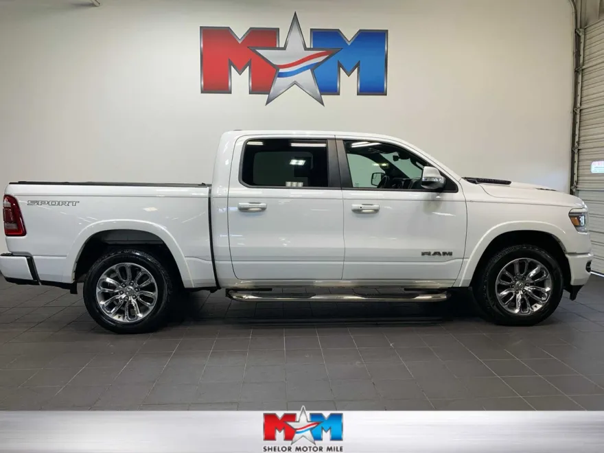 2022 Ram 1500 Laramie photo 1