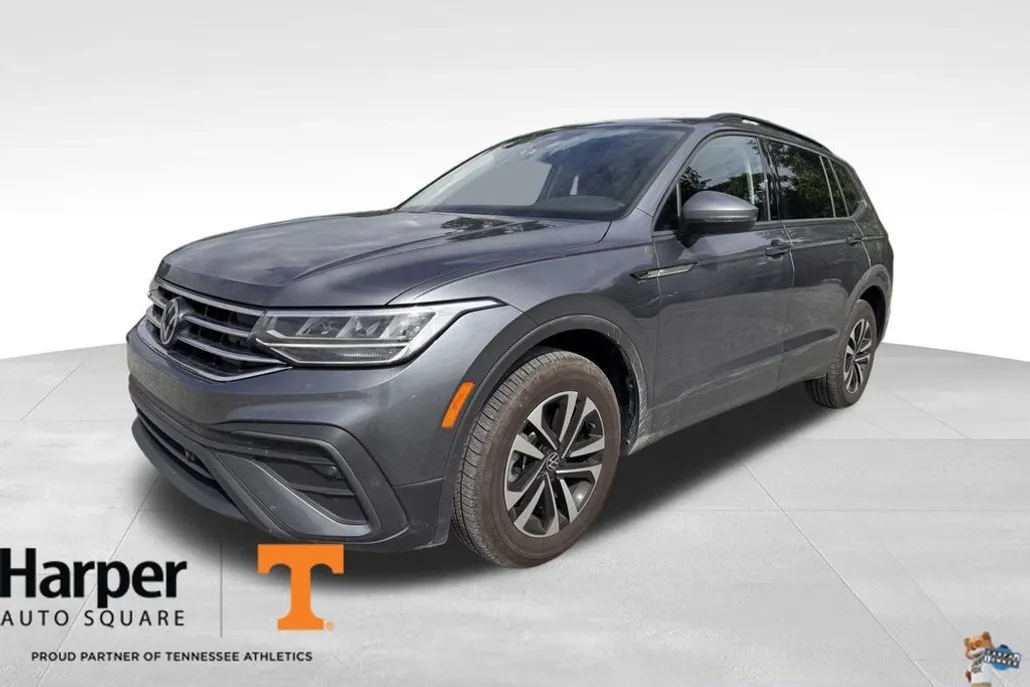 2023 Volkswagen Tiguan S photo 1