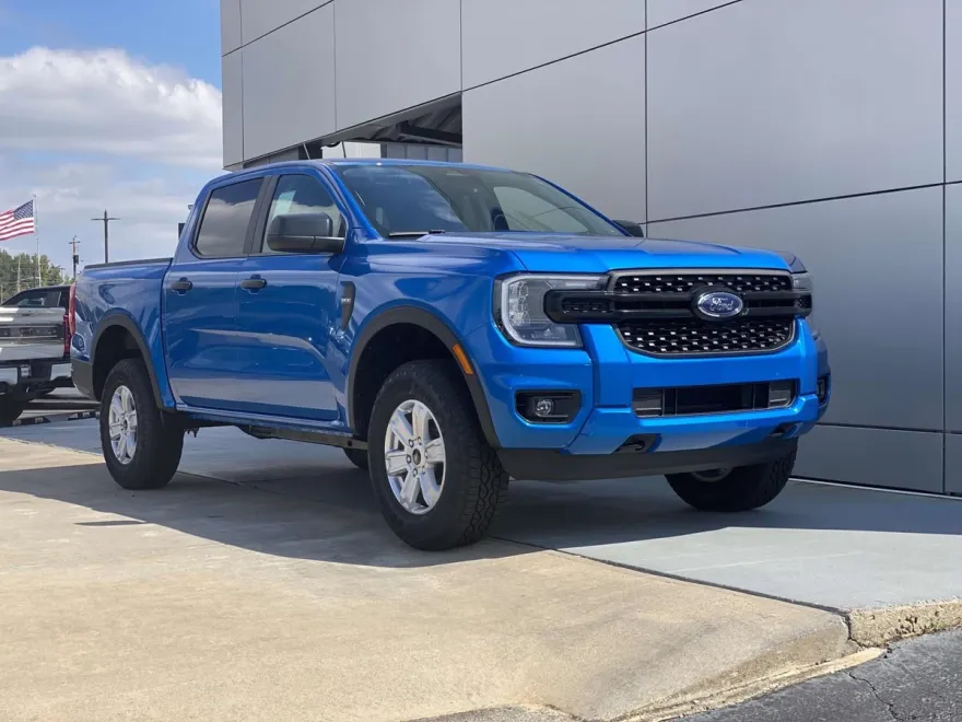 2025 Ford Ranger XL photo 1