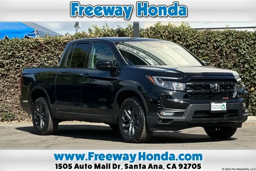 2025 Honda Ridgeline Sport photo 1