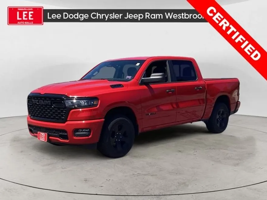 2025 Ram 1500 Tradesman photo 1