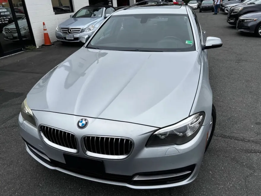 2014 Bmw 528i 5-series photo 1