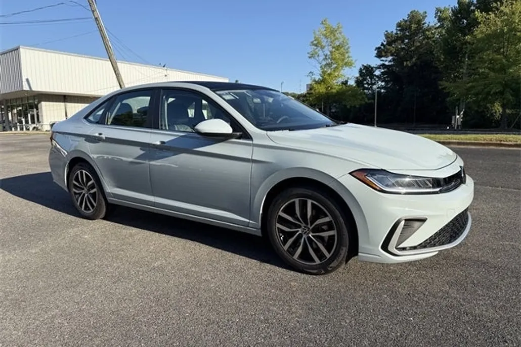2025 Volkswagen Jetta 1.5T SE photo 1