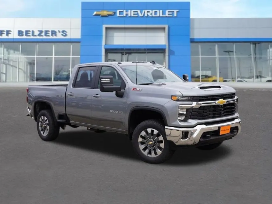 2026 Chevrolet Silverado 3500HD LT Z71 photo 1