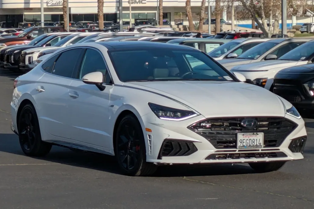 2022 Hyundai Sonata N Line photo 1
