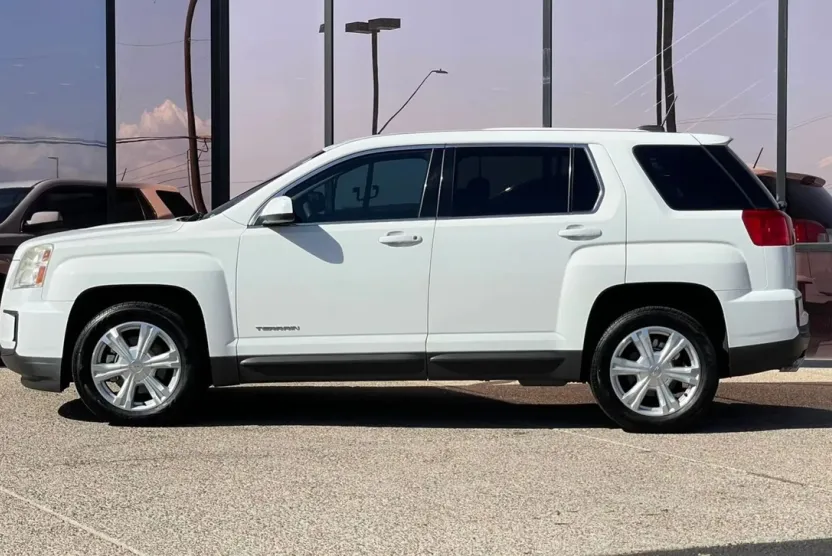 2017 Gmc Terrain SLE photo 1