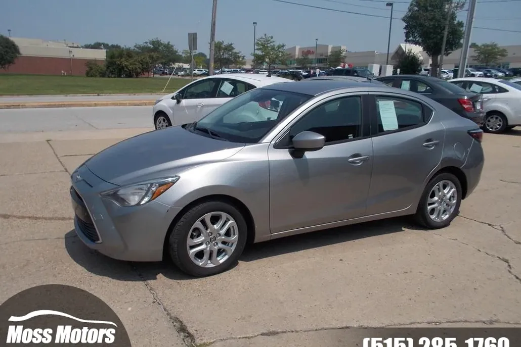 2016 Scion iA photo 1