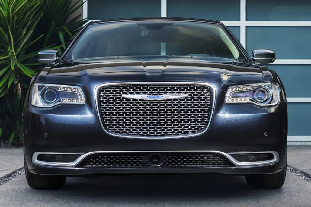 2016 Chrysler 300 C Base photo 1