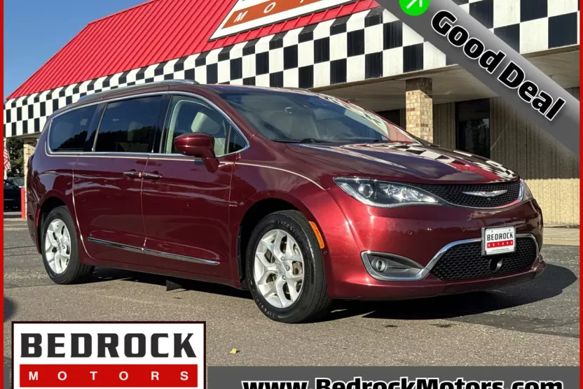 2018 Chrysler Pacifica Touring Plus photo 1