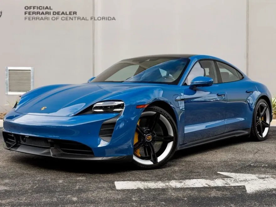 2022 Porsche Taycan Turbo S photo 1