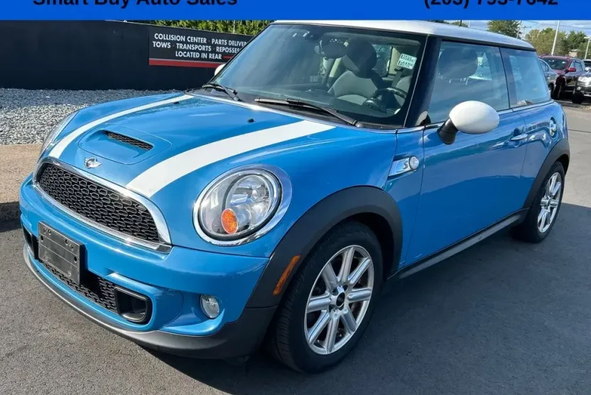 2013 Mini Cooper Hardtop S photo 1