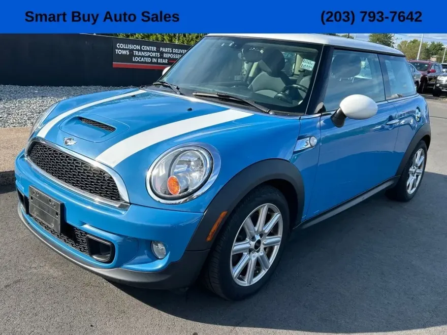 2013 Mini Cooper Hardtop S photo 1
