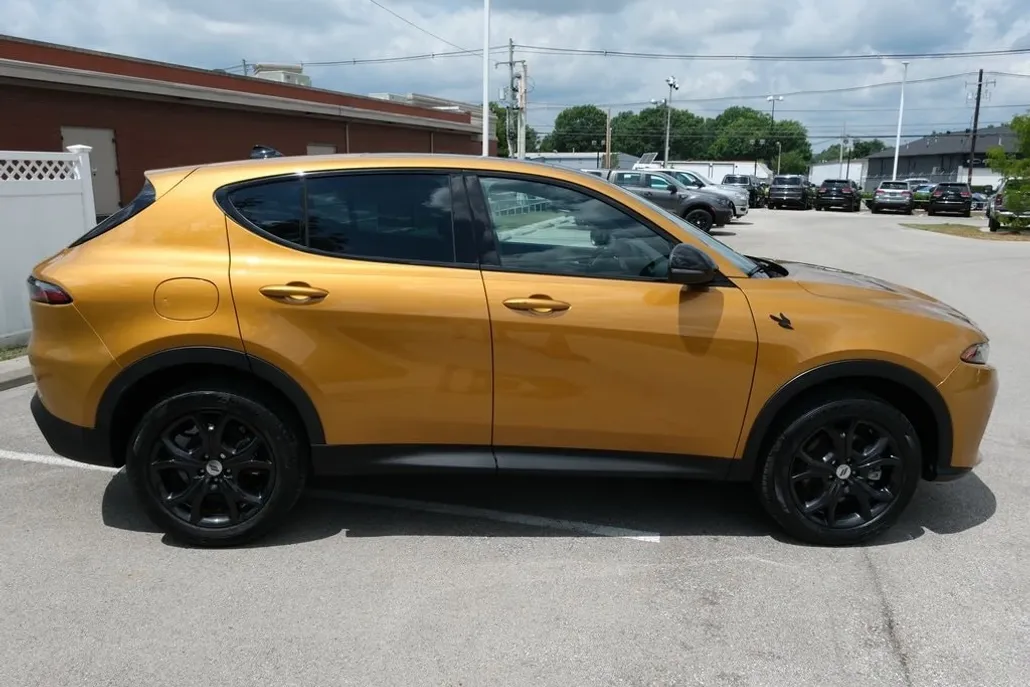 2024 Dodge Hornet GT Plus photo 1