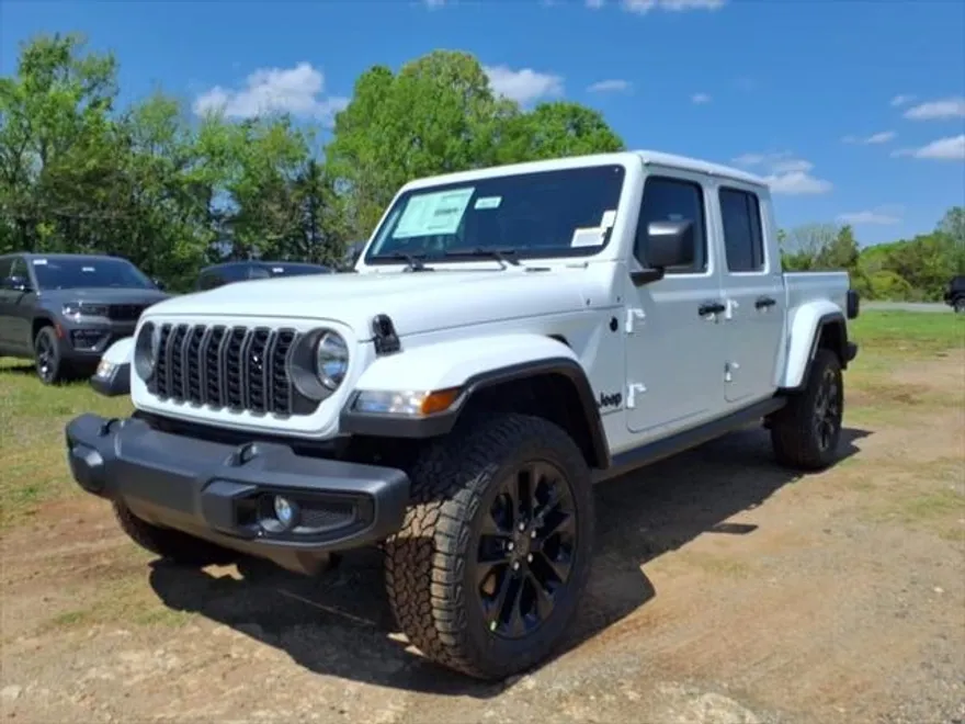 2025 Jeep Gladiator Sport photo 1
