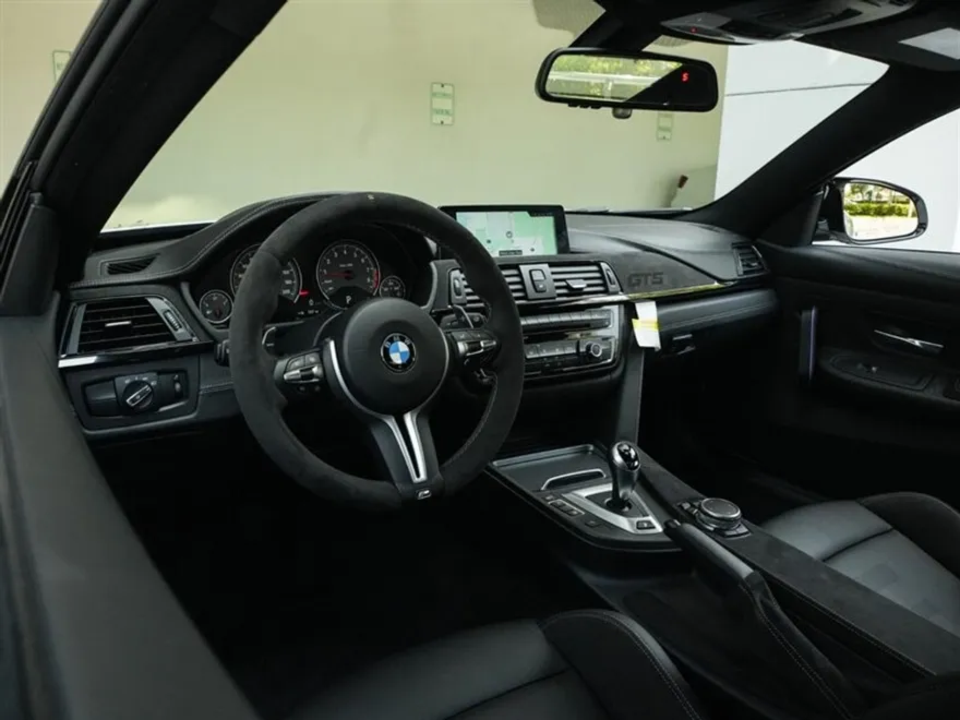 2016 Bmw M4 GTS photo 2